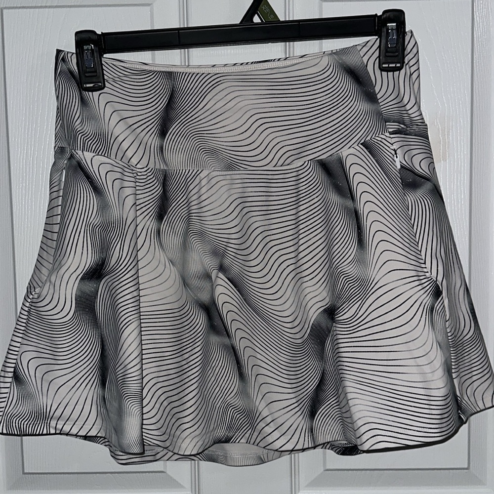 Stylish Black and White Women's Skirt